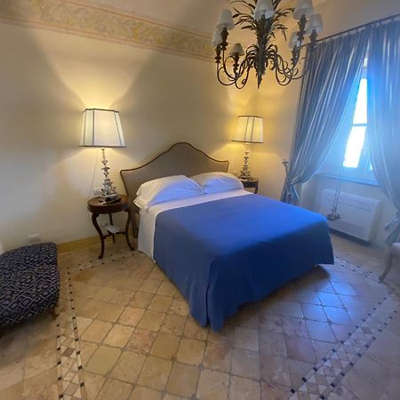 Casa Raiola By Caprirooms מראה חיצוני תמונה