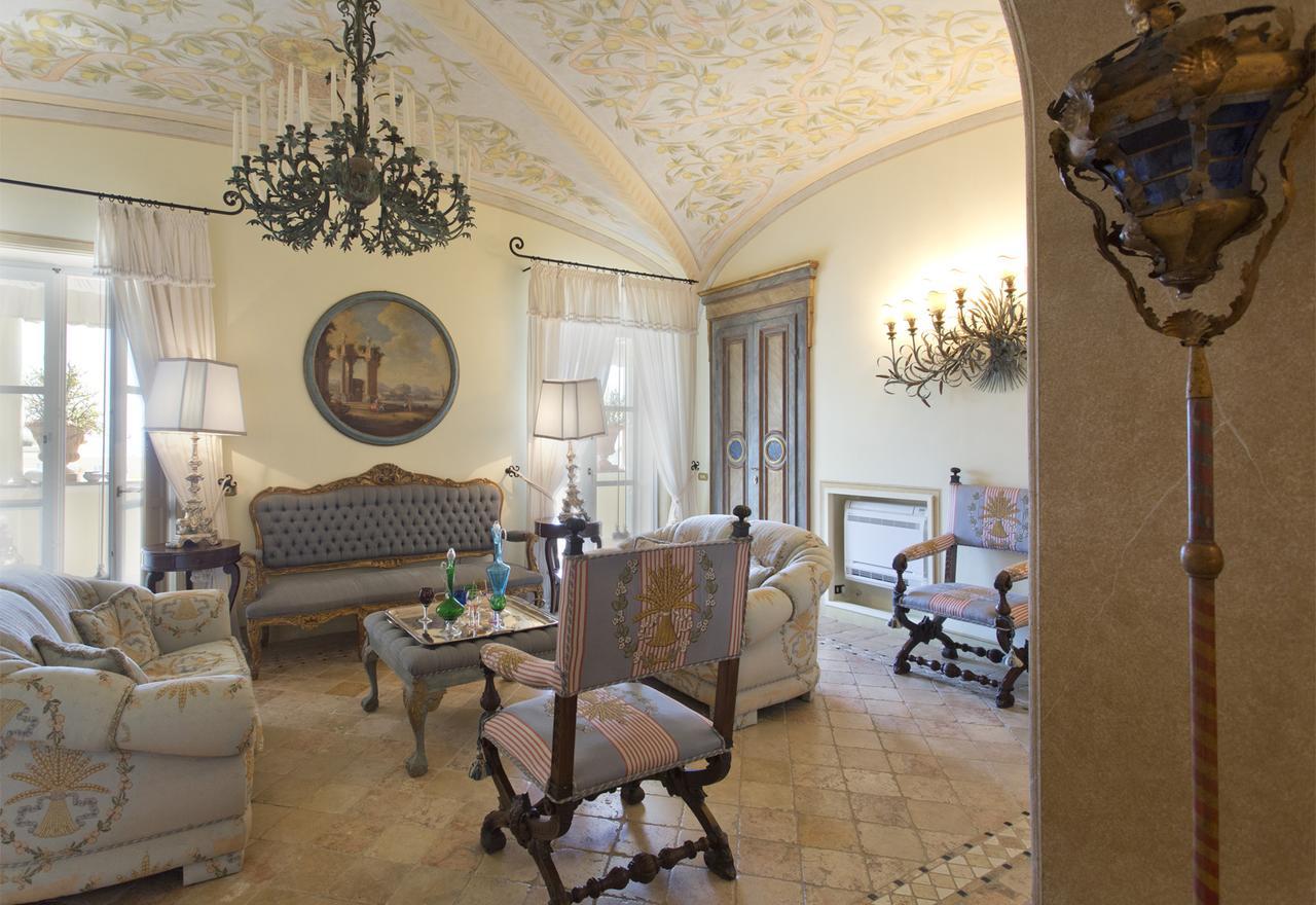 Casa Raiola By Caprirooms מראה חיצוני תמונה